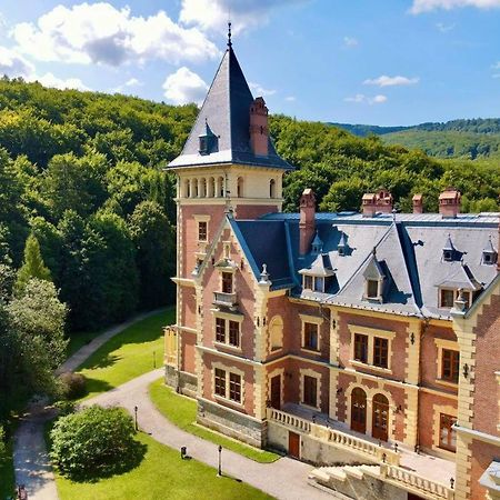 Kastelyhotel Sasvar Resort Parádsasvár エクステリア 写真