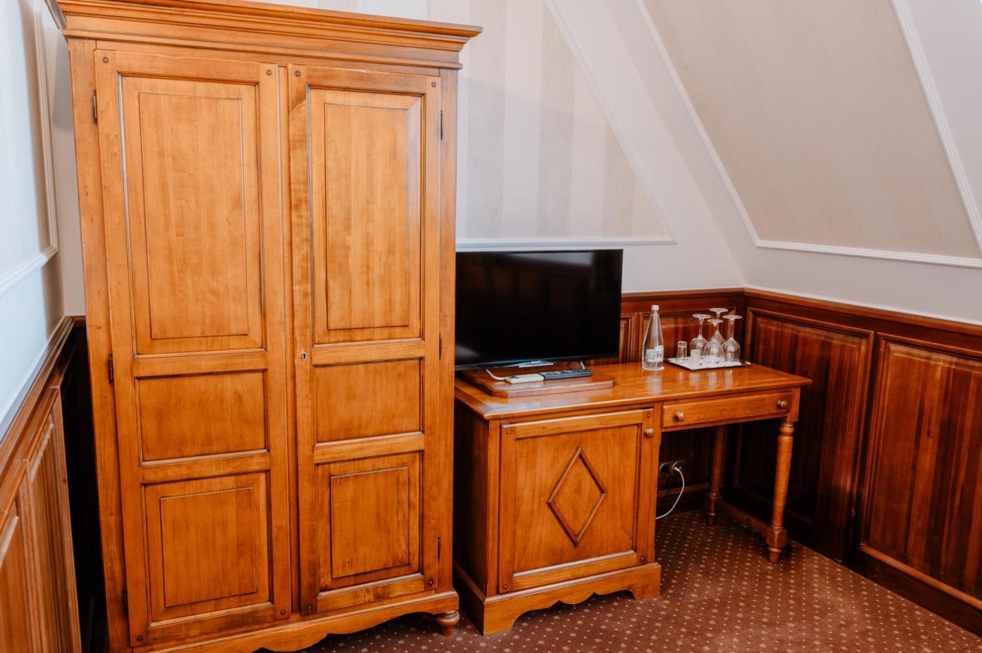 Kastelyhotel Sasvar Resort Parádsasvár エクステリア 写真